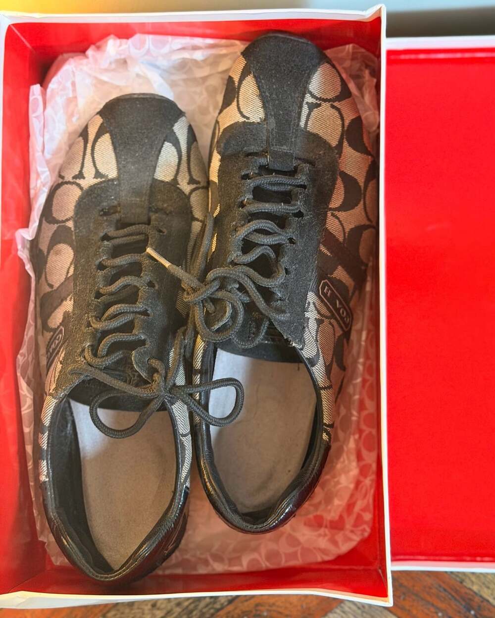 Coach Katelyn Signature Sneakers Size 7.5 Black